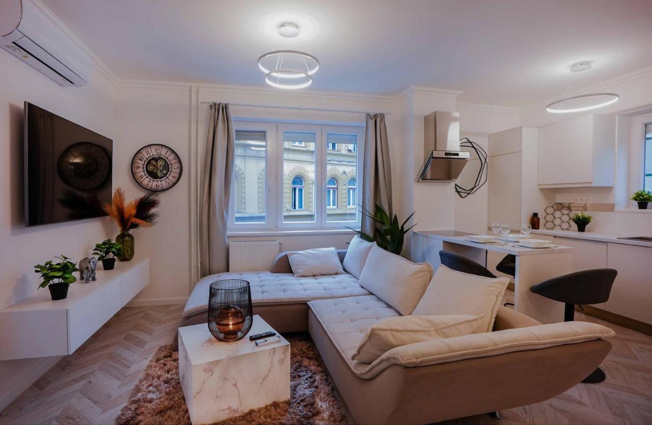Corvin Avenue Premium Central Apartment Budapešť Exteriér fotografie